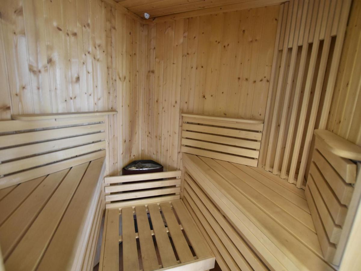 Pretty Holiday Home In Zierow With Fireplace Екстериор снимка